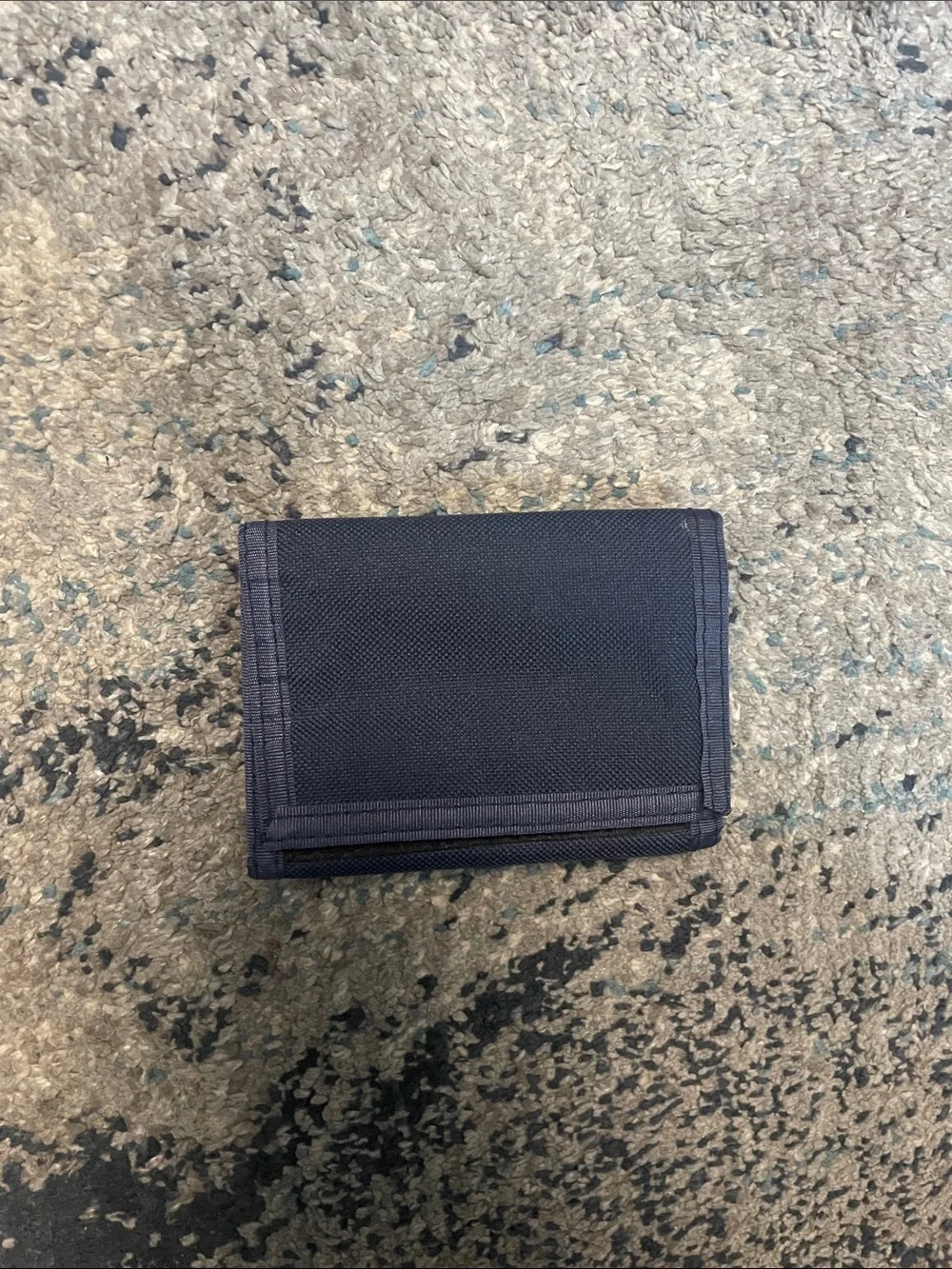 Navy Men's Trifold Wallet - Classic Slim Design